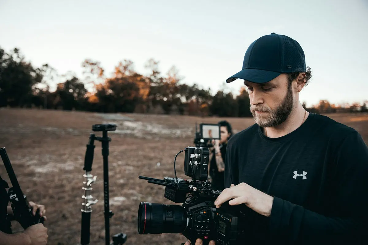 6 Best Cameras for Beginner Filmmakers