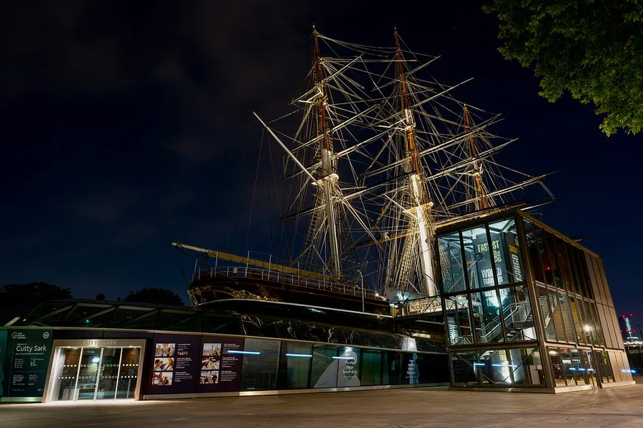 Low-Light Photography