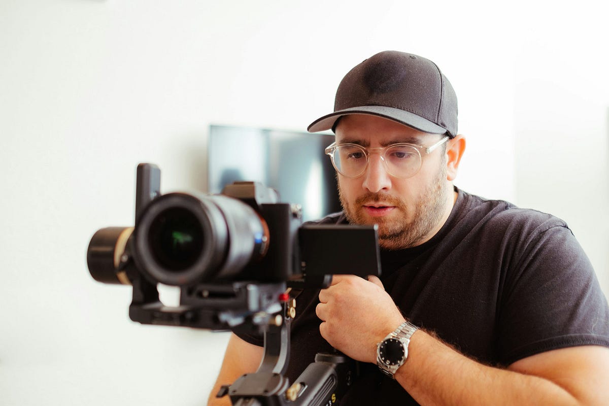 Best Mirrorless Camera for Professionals
