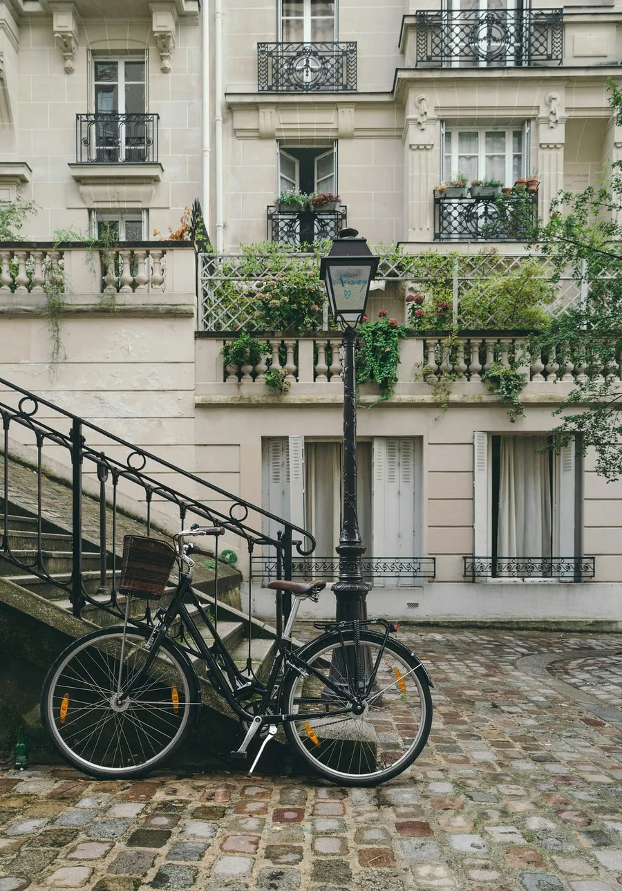 street travel